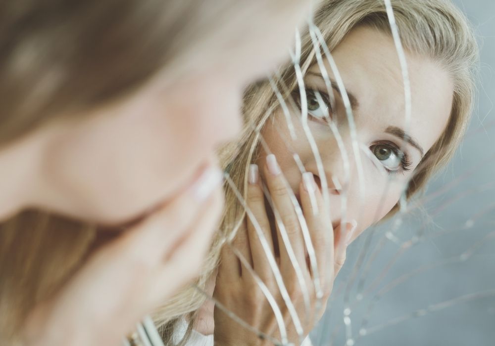 person dealing with schizophrenia (1)